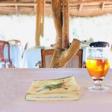 Eden Yala Hotel Buitenkant foto