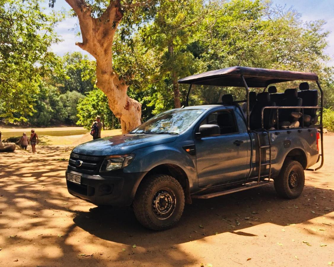 Eden Yala Hotel Buitenkant foto